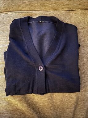 Monrow Navy V-Neck Knit Cardigan